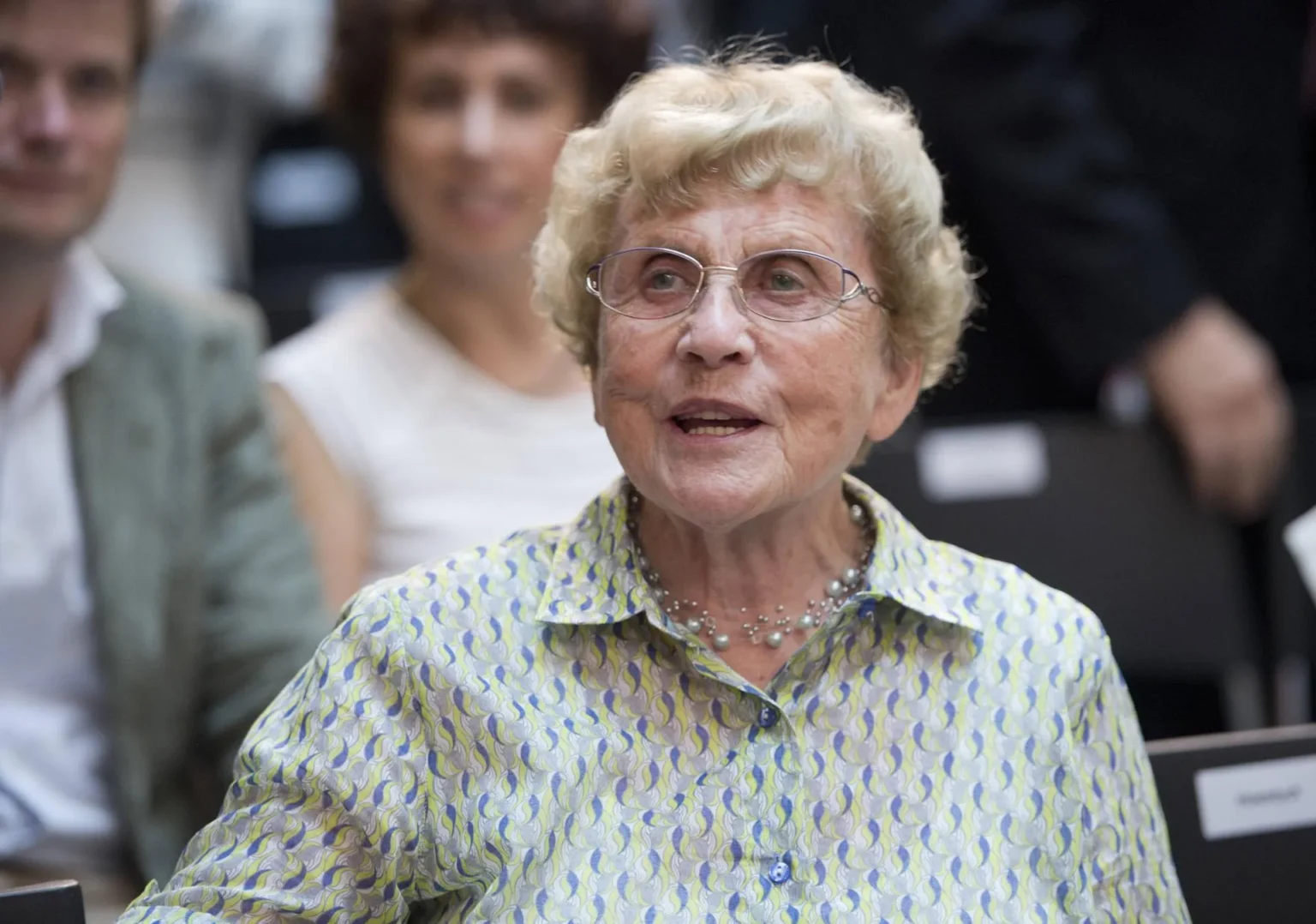 Wer ist Irene Kasner? Die Schwester von Angela Merkel Irene Kasner